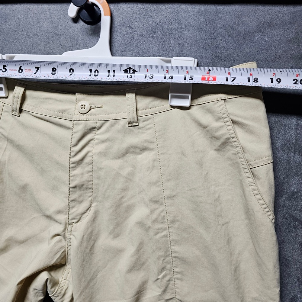 Patagonia Womens Tan Hiking Shorts Size 14 Nylon Blend Active Outdoor Travel - Picture 3 of 10